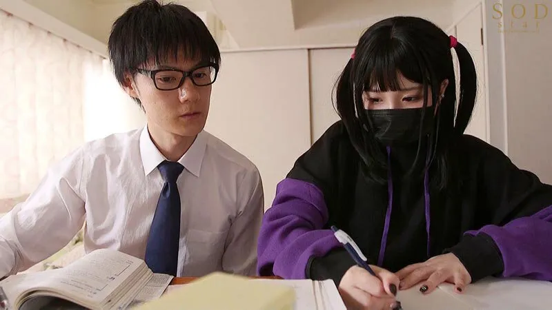 唯井真寻化身地雷系女学生!大人气H漫《我辞去家庭教师的原因》真人AV化